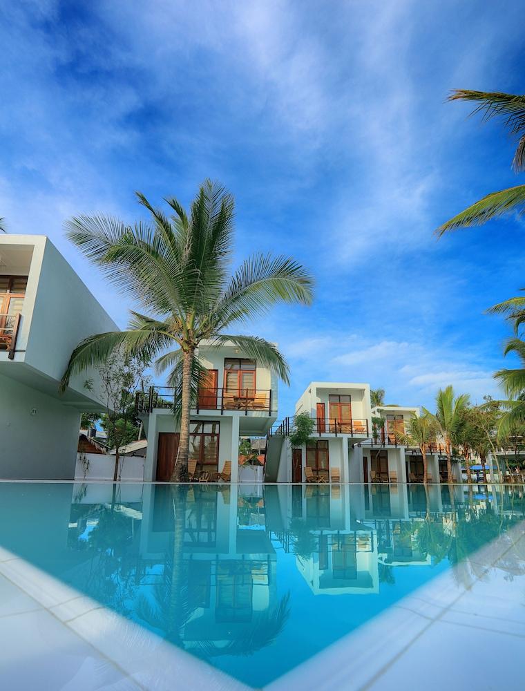 Hotel Arugambay Roccos à Baie d'Arugam Extérieur photo