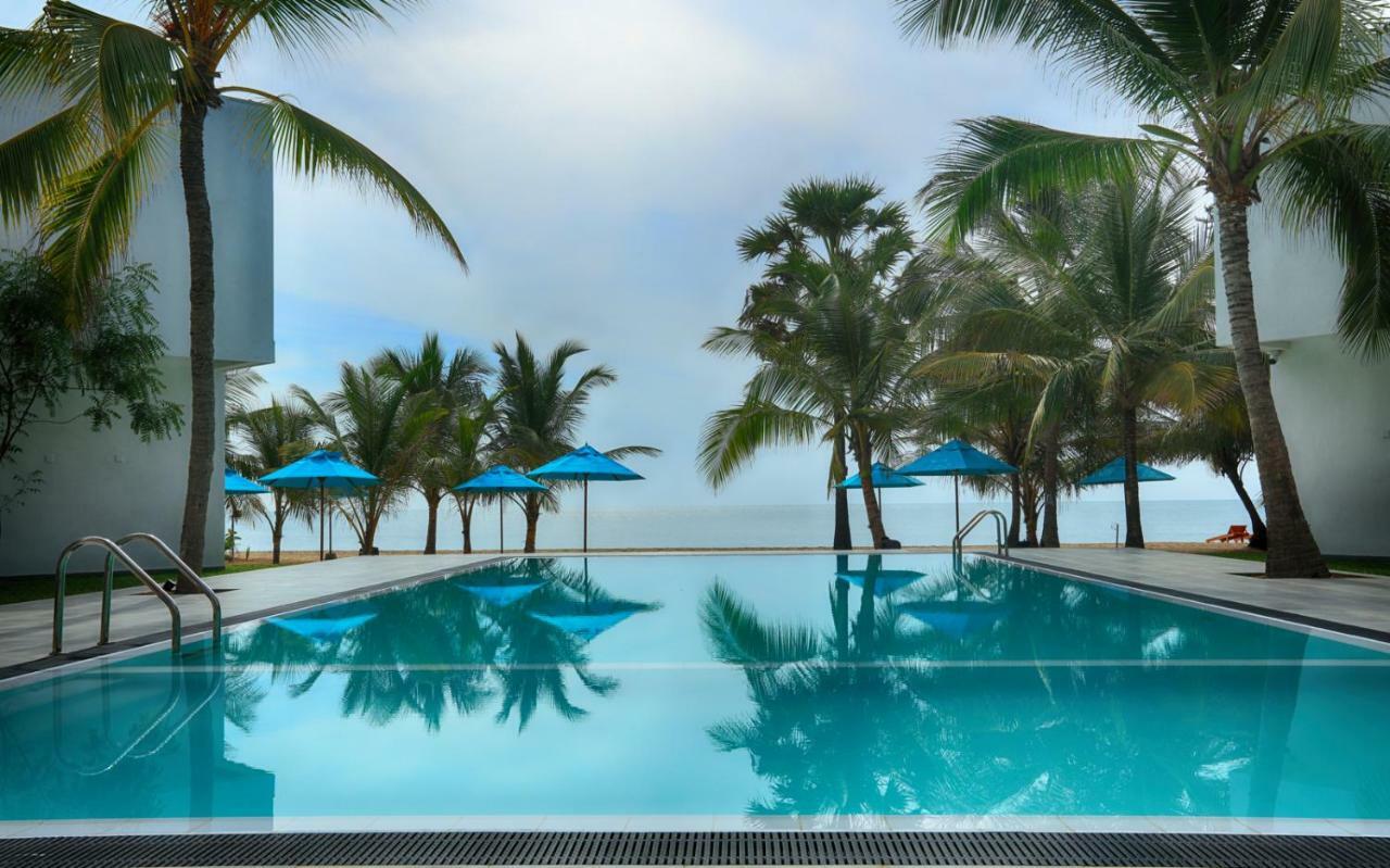 Hotel Arugambay Roccos à Baie d'Arugam Extérieur photo
